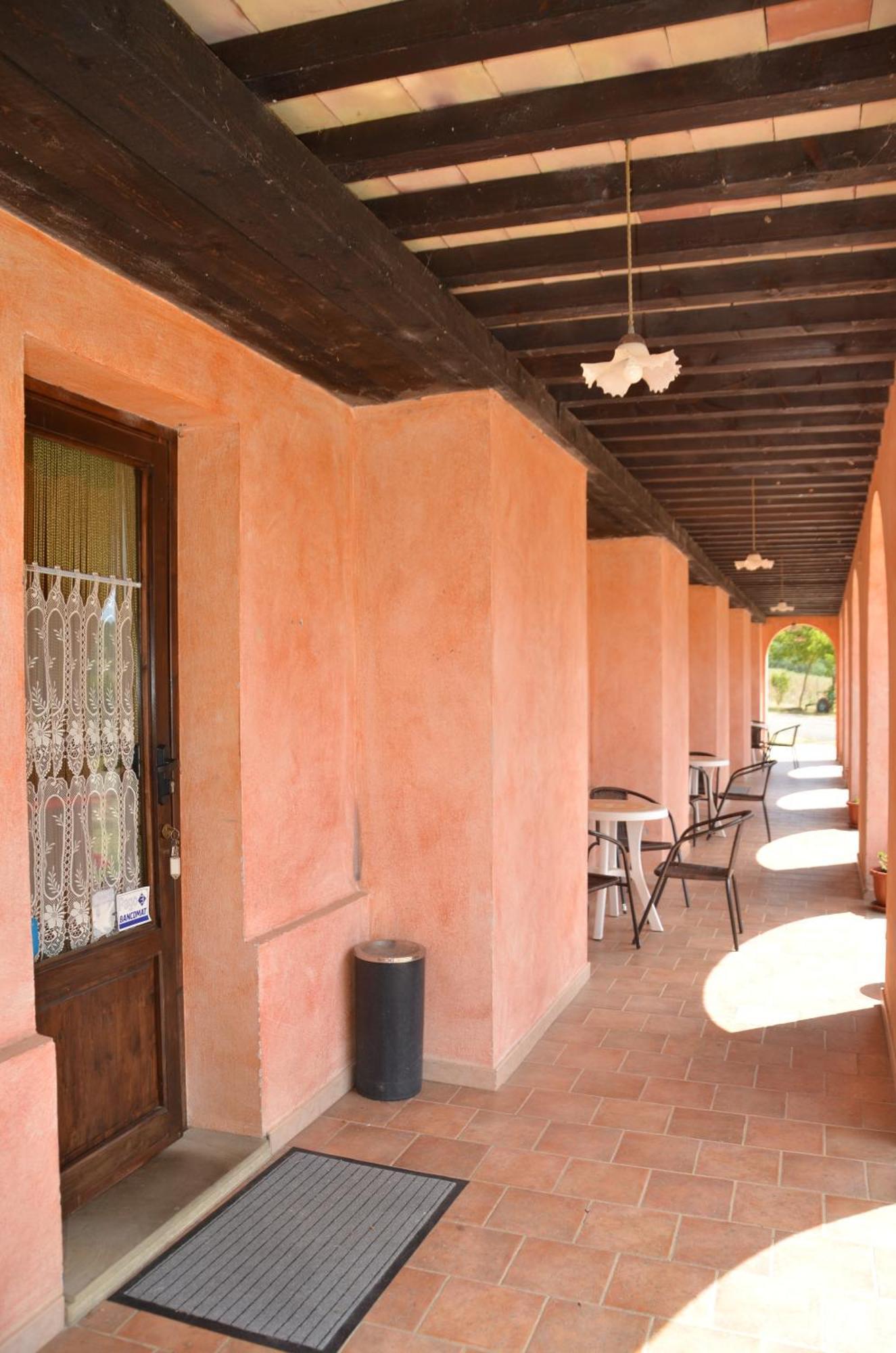 Agriturismo Masseria Castiglione Gallicchio Buitenkant foto